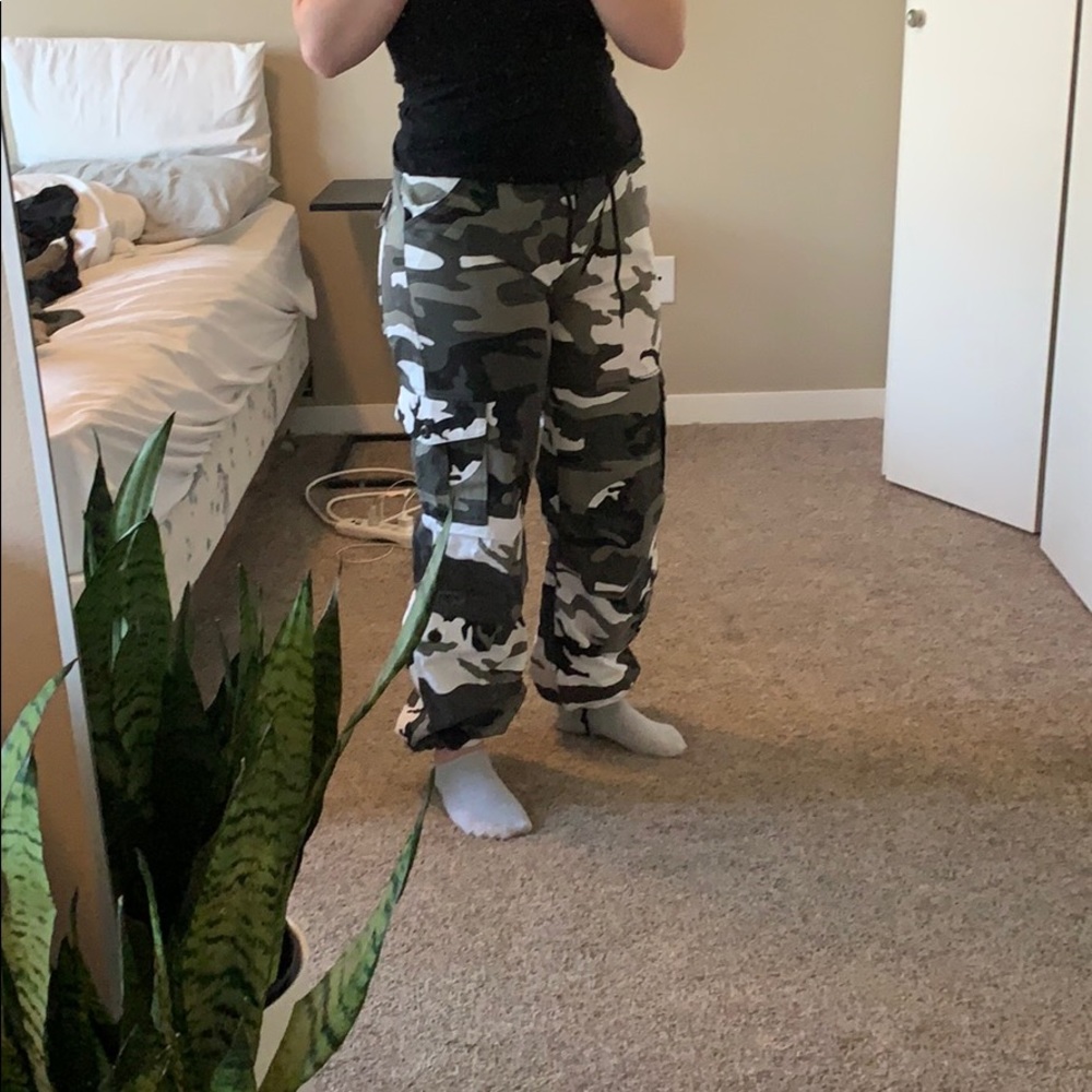 zumiez faux camo cargo pants